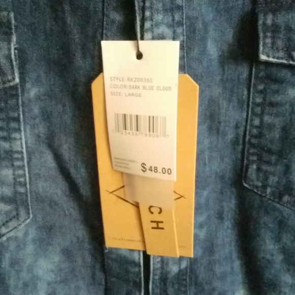 Button up - Picture 2 of 2